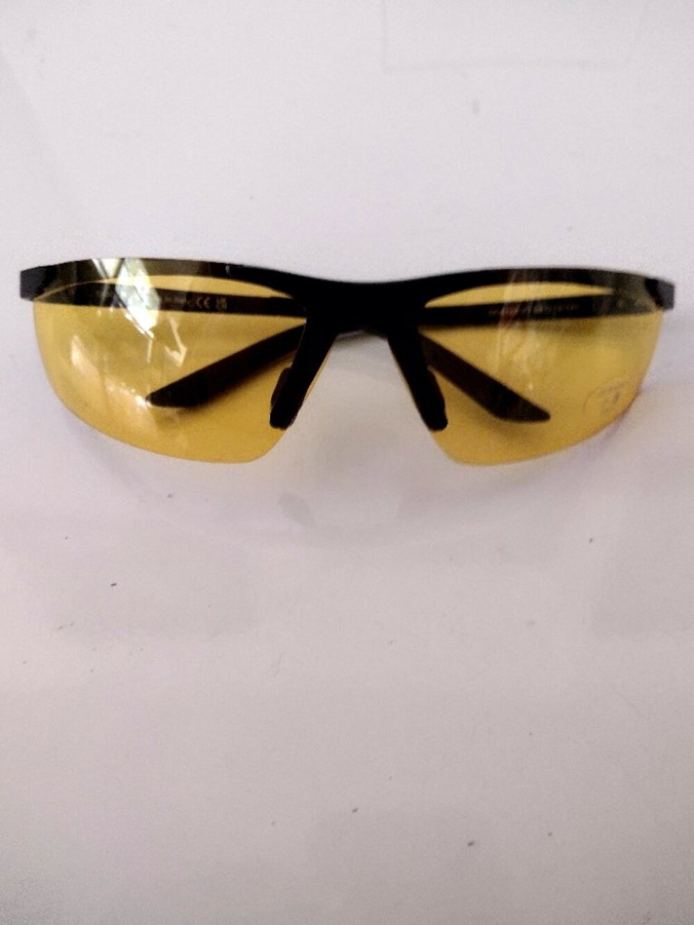 Sunglasses Unisex NWOT Yellow Lens Black Frame Driving Sports Fashion